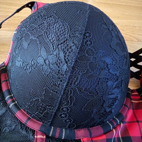 Torrid XO Plunge Push-Up Bra Noelle Plaid Jester Red Plus Size 42DD - Picture 5 of 16